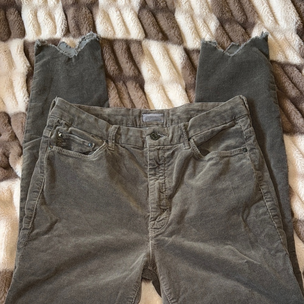 MOTHER Women's Frayed Hem Gray Skinny Jeans
